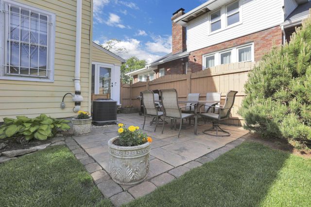 2926 Wicklow Road, Columbus, OH 43204