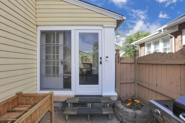 2926 Wicklow Road, Columbus, OH 43204