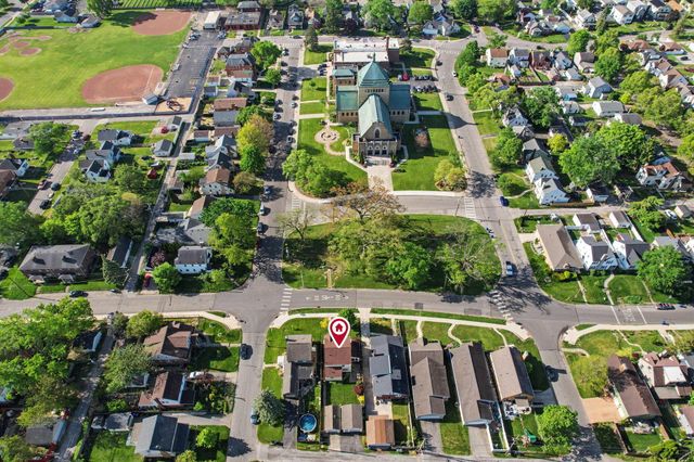 2926 Wicklow Road, Columbus, OH 43204