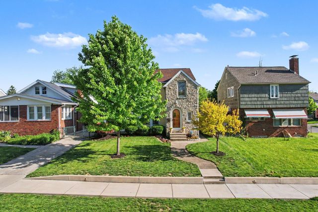 2926 Wicklow Road, Columbus, OH 43204