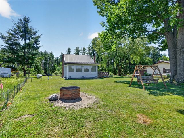 10041 Birch Drive, Riverdale, MI 48877