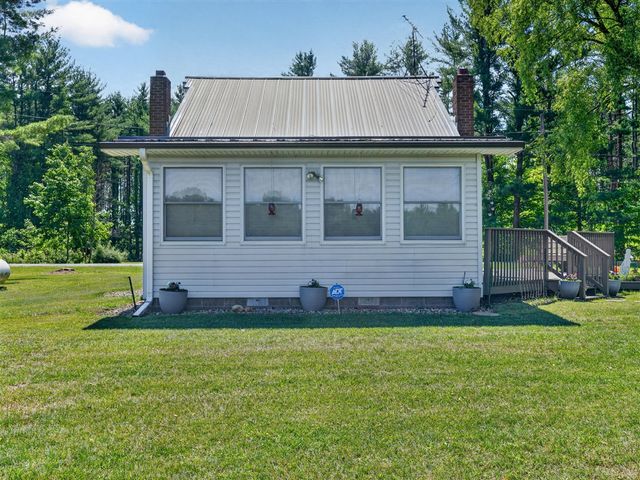 10041 Birch Drive, Riverdale, MI 48877