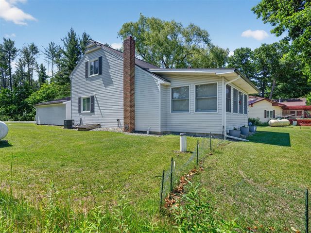 10041 Birch Drive, Riverdale, MI 48877