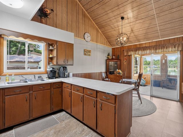 10041 Birch Drive, Riverdale, MI 48877