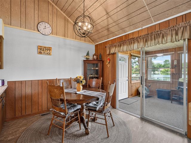 10041 Birch Drive, Riverdale, MI 48877