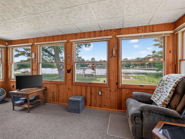 10041 Birch Drive, Riverdale, MI 48877