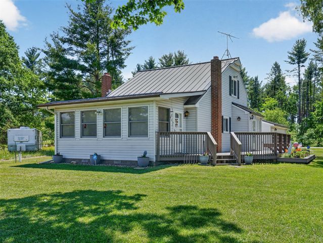 10041 Birch Drive, Riverdale, MI 48877