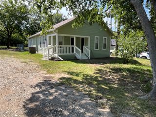 317 N Naid Street, Grand Saline, TX 75140