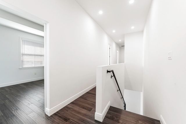 1031 NE 13th Avenue, Fort Lauderdale, FL 33304