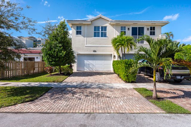 1031 NE 13th Avenue, Fort Lauderdale, FL 33304