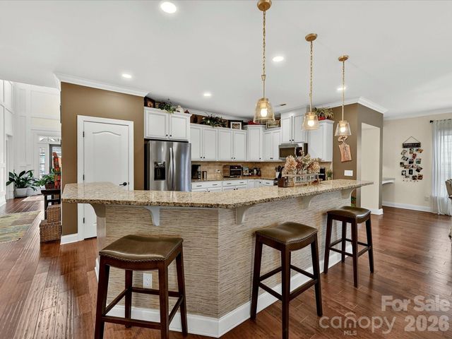 16033 Oxford Glenn Drive, Huntersville, NC 28078