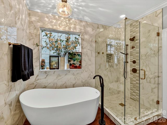 16033 Oxford Glenn Drive, Huntersville, NC 28078