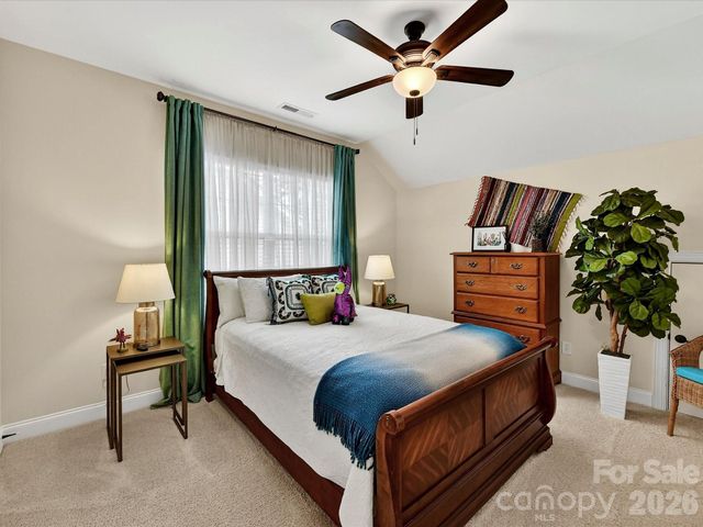 16033 Oxford Glenn Drive, Huntersville, NC 28078