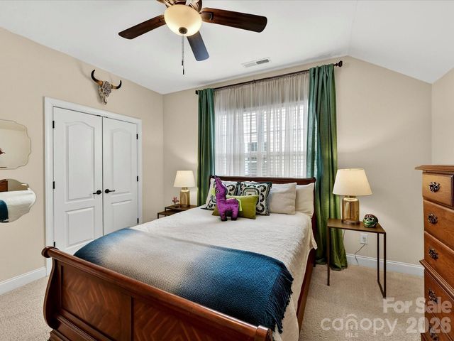 16033 Oxford Glenn Drive, Huntersville, NC 28078