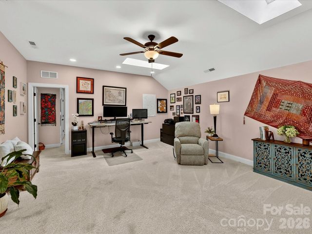 16033 Oxford Glenn Drive, Huntersville, NC 28078