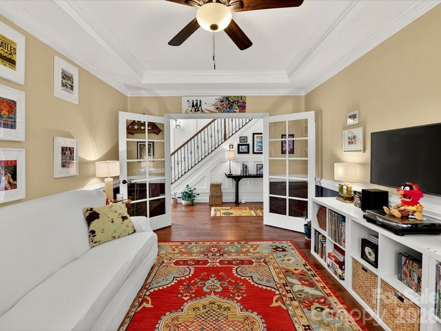 16033 Oxford Glenn Drive, Huntersville, NC 28078