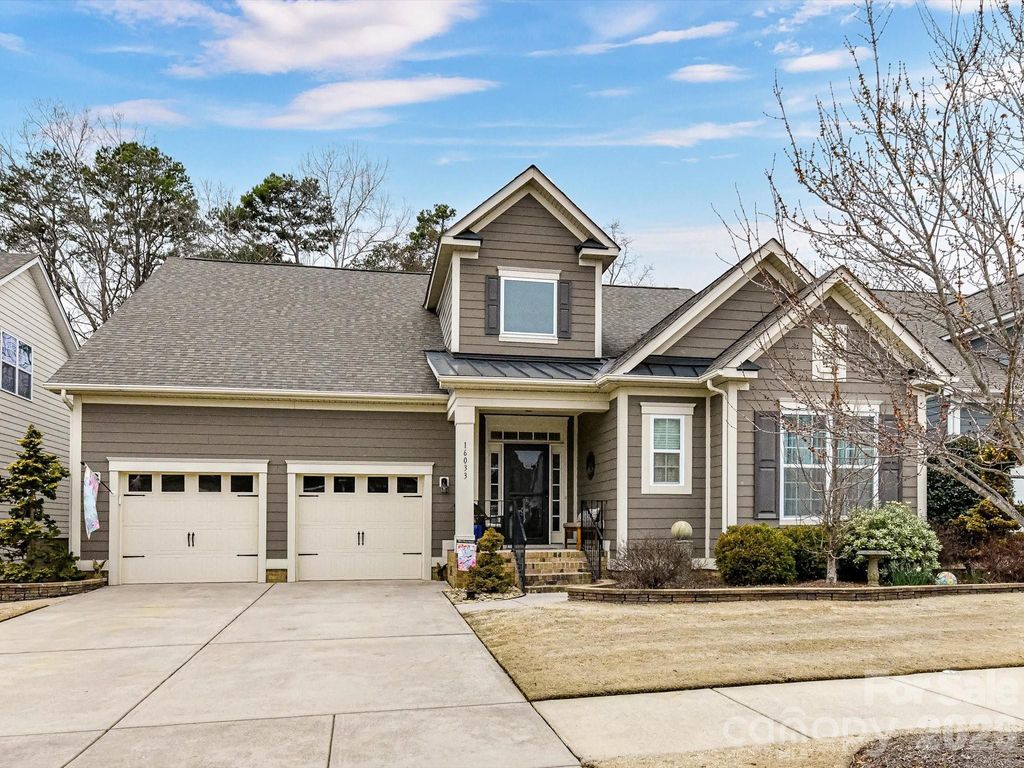 16033 Oxford Glenn Drive, Huntersville, NC 28078