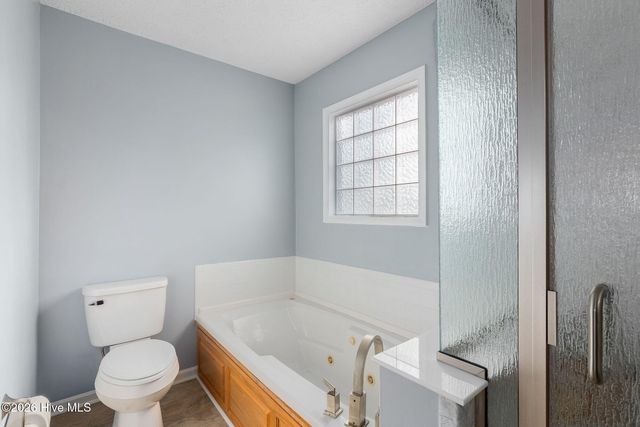 917 W Haven Boulevard, Morehead City, NC 28557