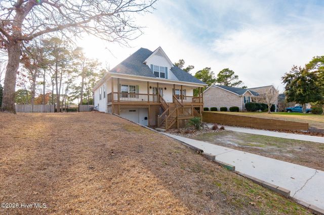 917 W Haven Boulevard, Morehead City, NC 28557