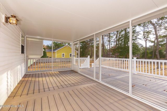 917 W Haven Boulevard, Morehead City, NC 28557