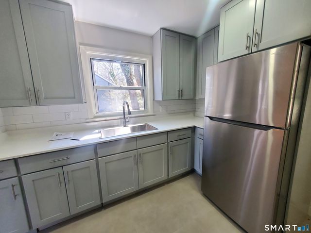 17 Woodlawn Avenue, Norwalk, CT 06854