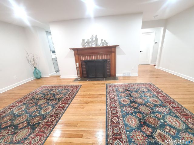 17 Woodlawn Avenue, Norwalk, CT 06854