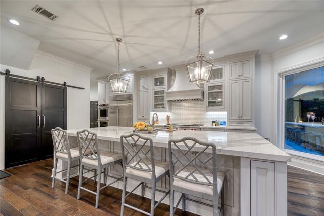 923 Chinquapin Place, Houston, TX 77094