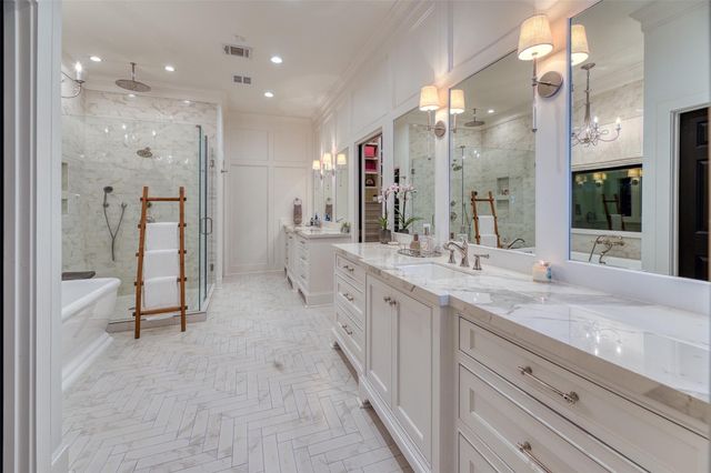 923 Chinquapin Place, Houston, TX 77094