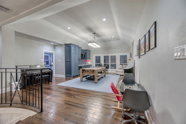 923 Chinquapin Place, Houston, TX 77094