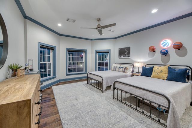 923 Chinquapin Place, Houston, TX 77094