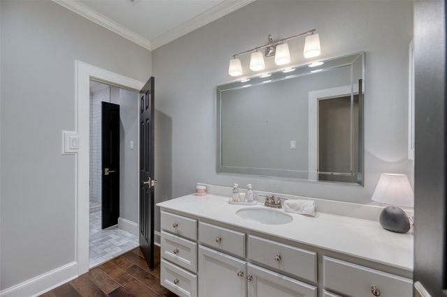 923 Chinquapin Place, Houston, TX 77094