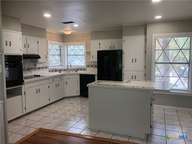 1175 Canyon Drive, New Braunfels, TX 78130