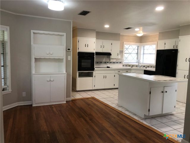 1175 Canyon Drive, New Braunfels, TX 78130