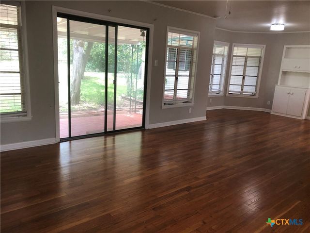 1175 Canyon Drive, New Braunfels, TX 78130