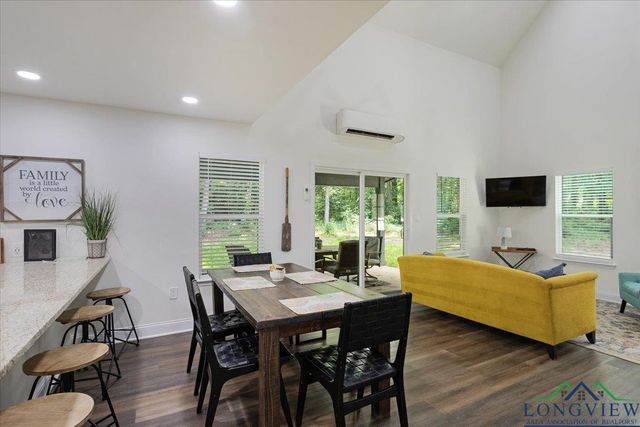 299 Southshore Drive, Lone Star, TX 75668