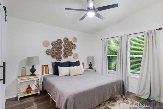 299 Southshore Drive, Lone Star, TX 75668