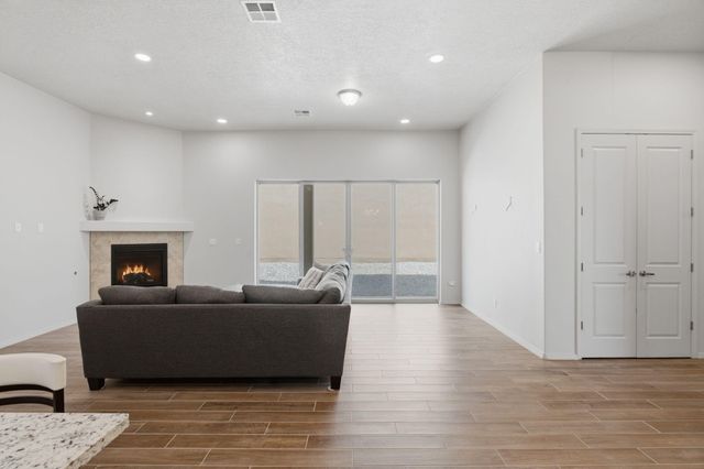 5417 E Village Road NE, Rio Rancho, NM 87144