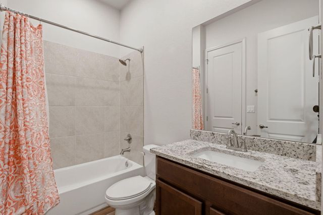5417 E Village Road NE, Rio Rancho, NM 87144