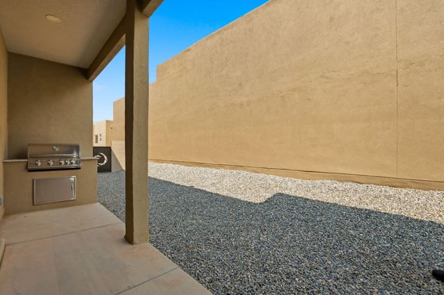 5417 E Village Road NE, Rio Rancho, NM 87144