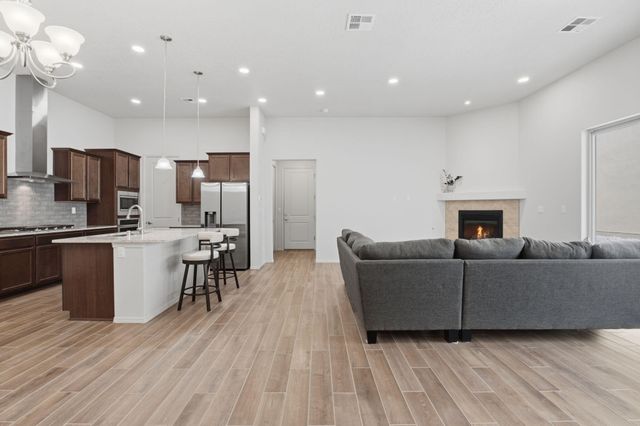 5417 E Village Road NE, Rio Rancho, NM 87144