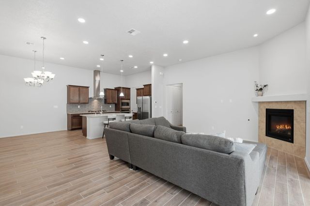 5417 E Village Road NE, Rio Rancho, NM 87144