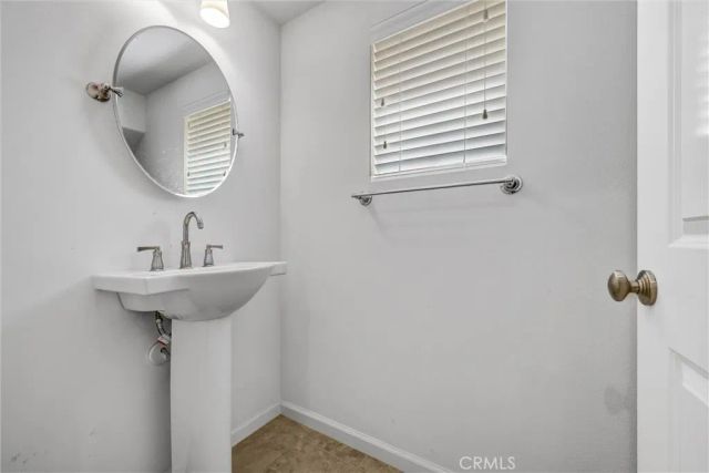 121 Rodeo, Irvine, CA 92602