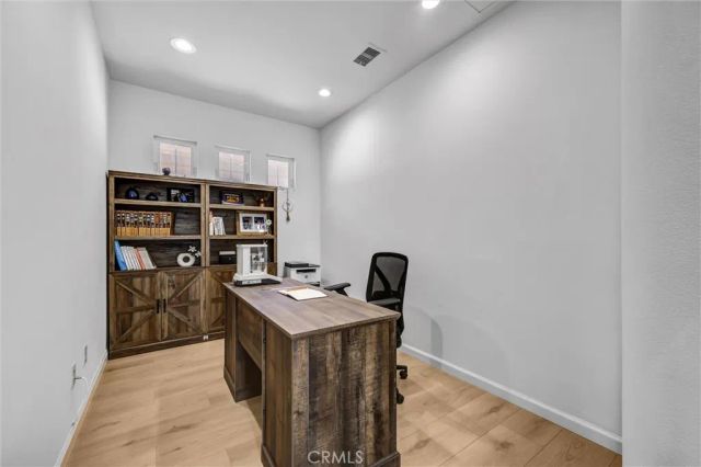 121 Rodeo, Irvine, CA 92602