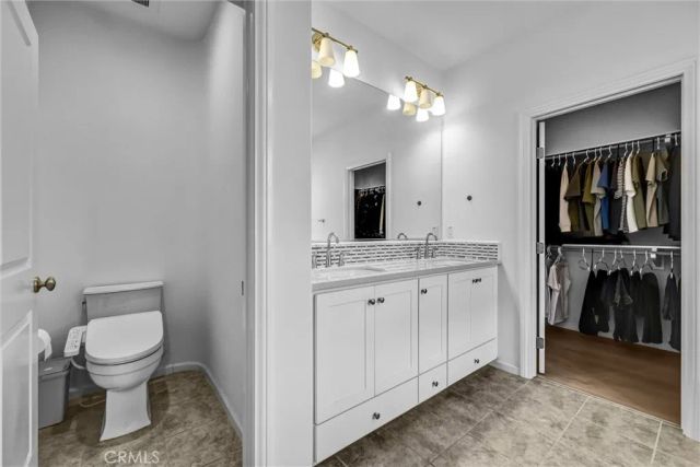 121 Rodeo, Irvine, CA 92602