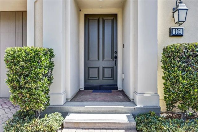 121 Rodeo, Irvine, CA 92602