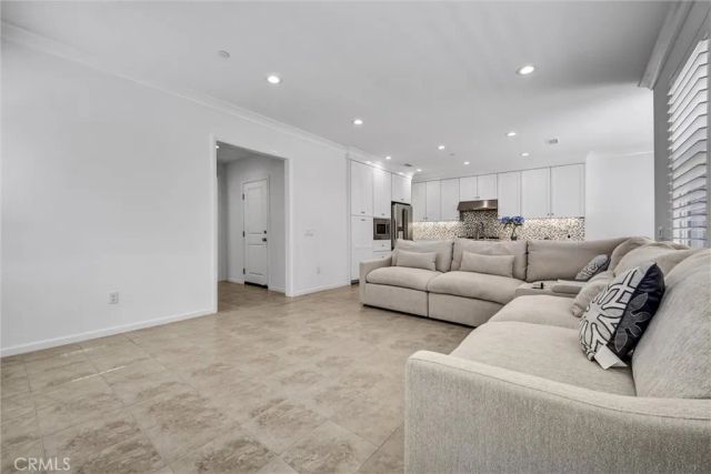 121 Rodeo, Irvine, CA 92602