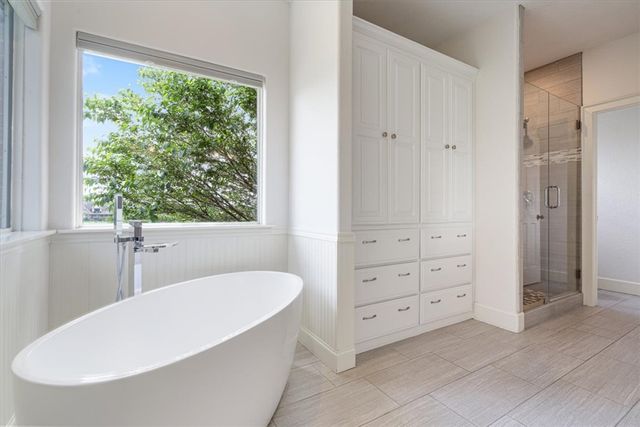 6704 W Shadow Valley Road, Rogers, AR 72758