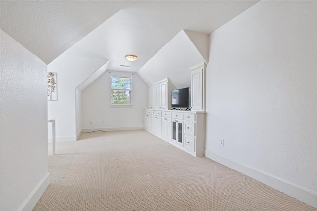 6704 W Shadow Valley Road, Rogers, AR 72758