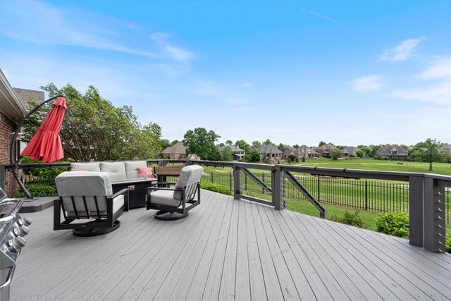 6704 W Shadow Valley Road, Rogers, AR 72758