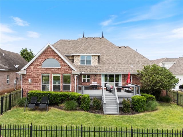6704 W Shadow Valley Road, Rogers, AR 72758
